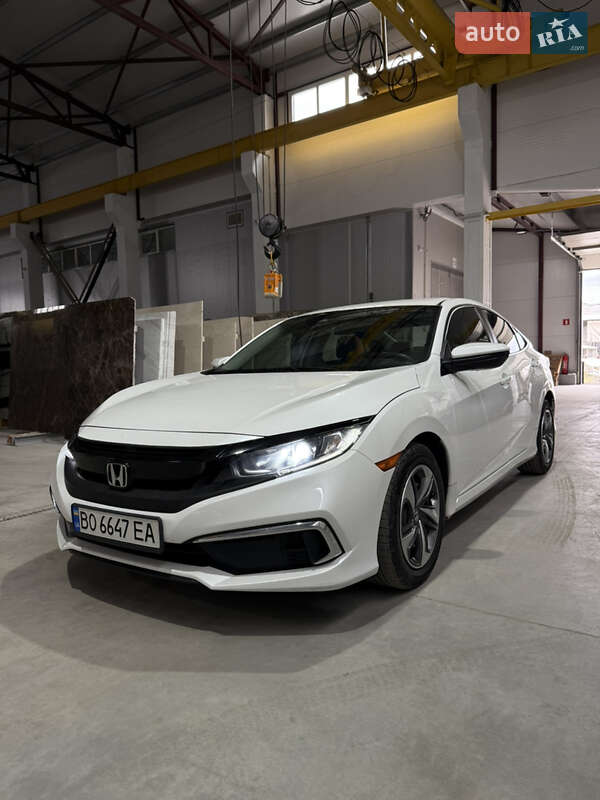 Седан Honda Civic 2019 в Тернополе
