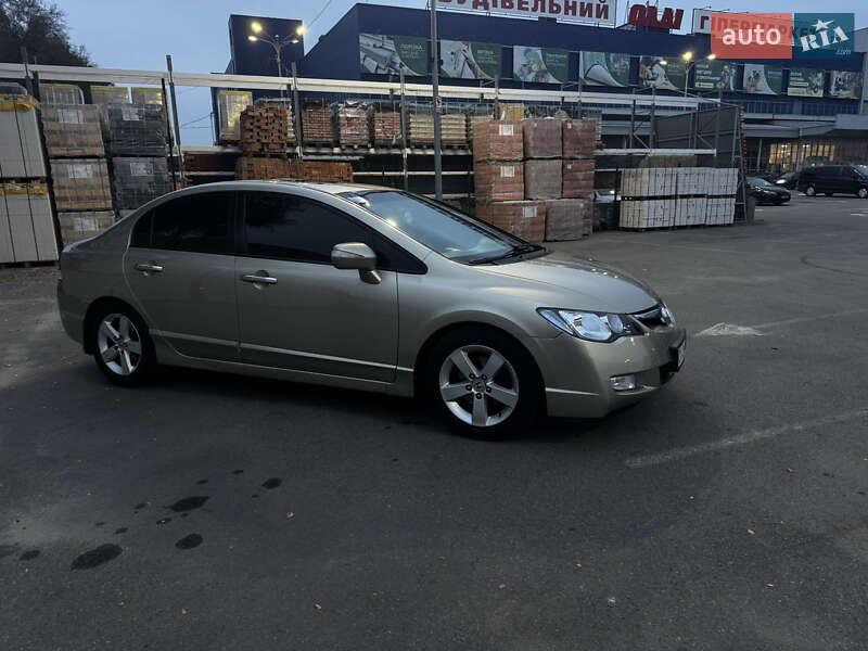 Седан Honda Civic 2008 в Дніпрі