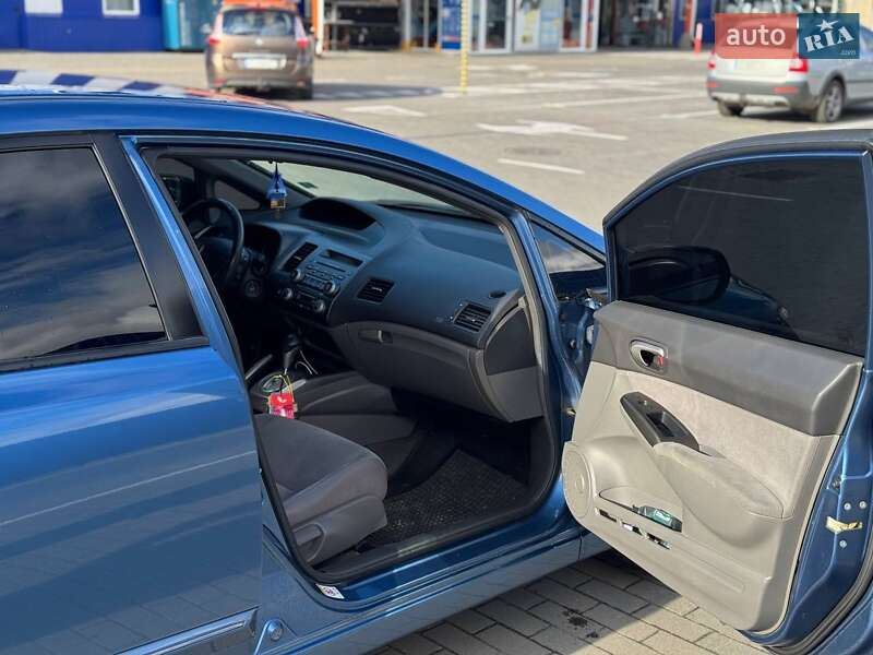Седан Honda Civic 2007 в Калуше