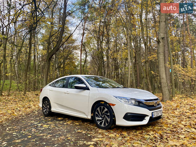 Седан Honda Civic 2018 в Киеве фото 3 Седан Honda Civic 2018 в Киеве