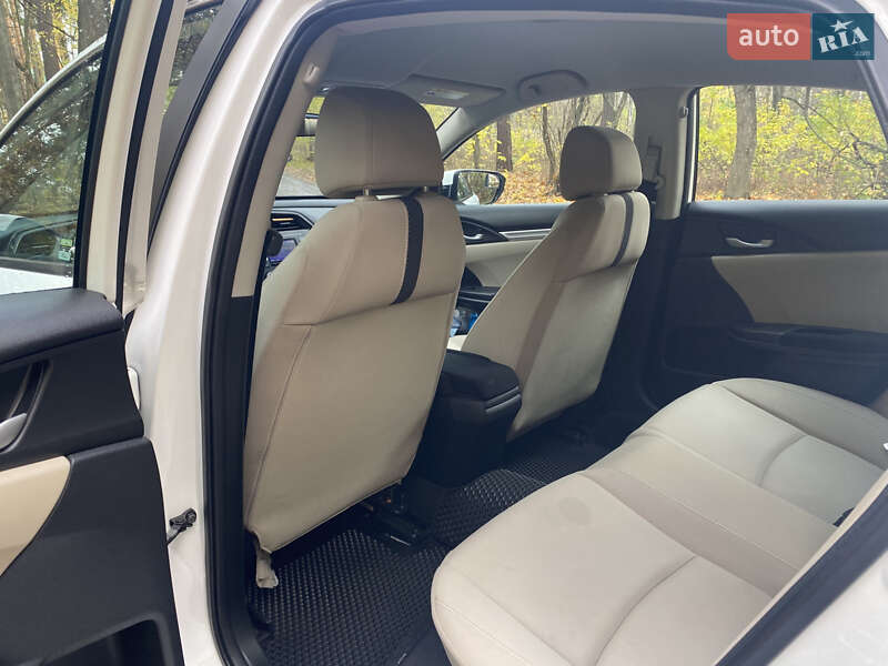 Седан Honda Civic 2018 в Киеве фото 15 Седан Honda Civic 2018 в Киеве