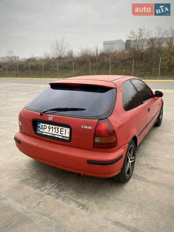 Хэтчбек Honda Civic 1997 в Запорожье