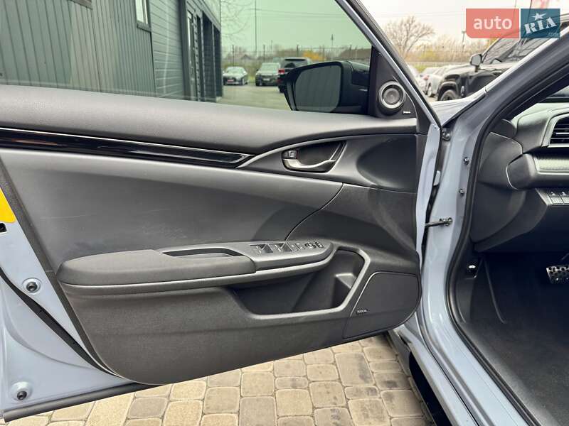 Хэтчбек Honda Civic 2019 в Киеве