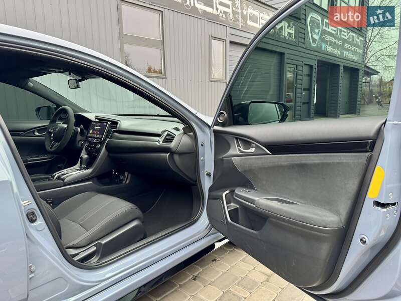 Хэтчбек Honda Civic 2019 в Киеве