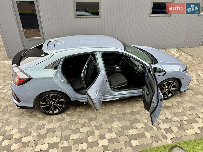 Хэтчбек Honda Civic 2019 в Киеве