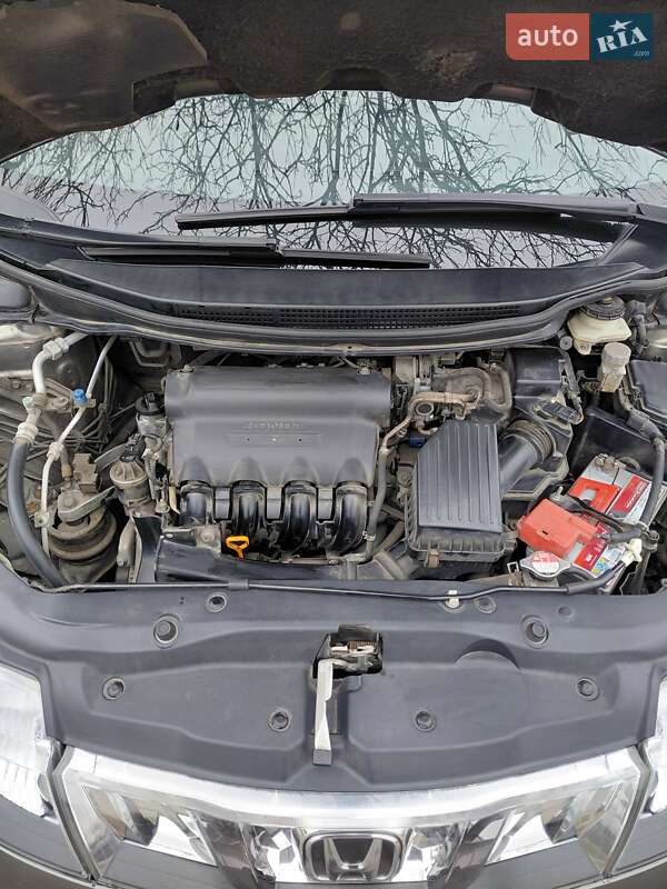 Хетчбек Honda Civic 2006 в Кривому Розі фото 14 Хетчбек Honda Civic 2006 в Кривому Розі