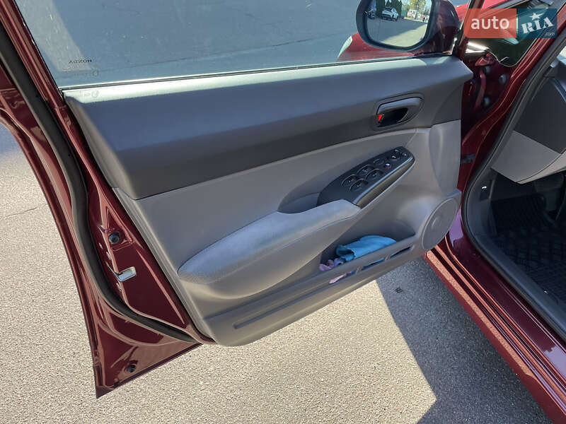 Седан Honda Civic 2008 в Киеве фото 10 Седан Honda Civic 2008 в Киеве