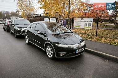Хэтчбек Honda Civic 2008 в Киеве