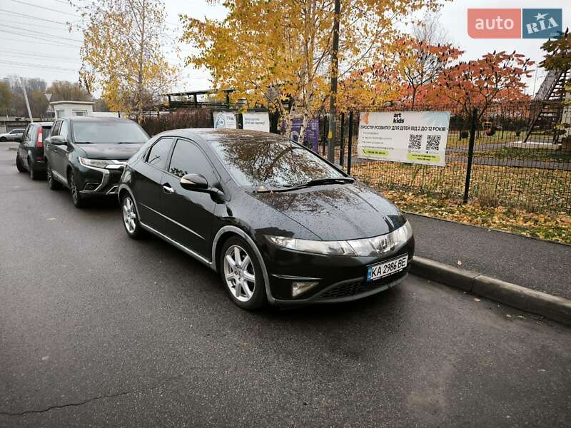 Хетчбек Honda Civic 2008 в Києві