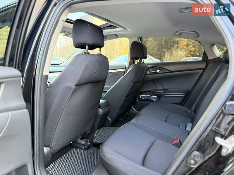 Седан Honda Civic 2018 в Львове фото 35 Седан Honda Civic 2018 в Львове