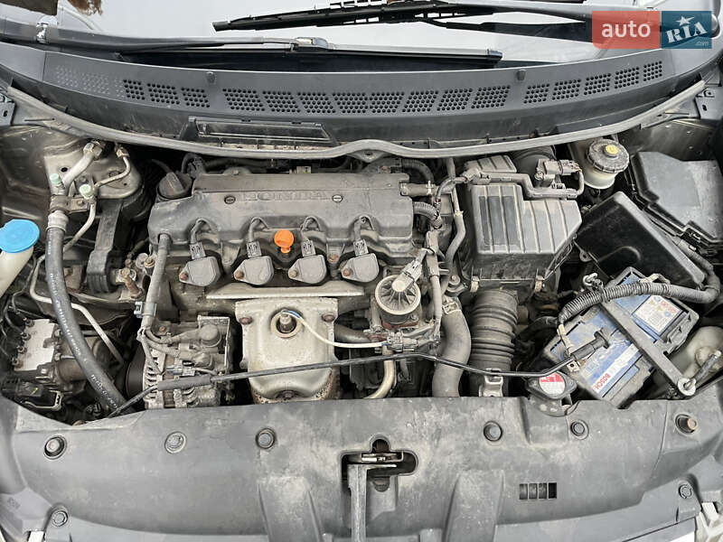 Седан Honda Civic 2008 в Полтаве