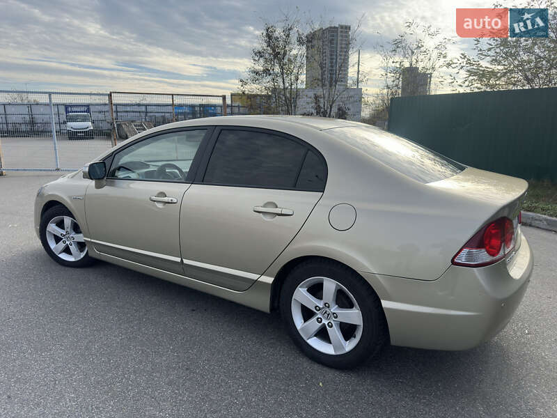 Седан Honda Civic 2008 в Киеве