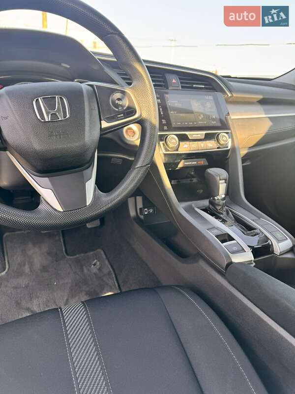 Седан Honda Civic 2018 в Львові фото 4 Седан Honda Civic 2018 в Львові
