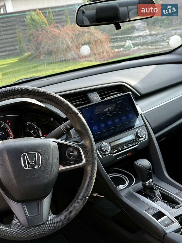 Купе Honda Civic 2016 в Киеве фото 24 Купе Honda Civic 2016 в Киеве