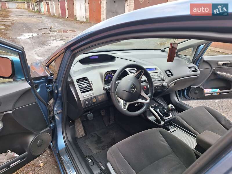 Седан Honda Civic 2007 в Кривому Розі
