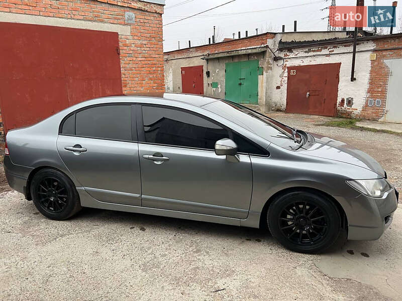 Седан Honda Civic 2008 в Полтаві