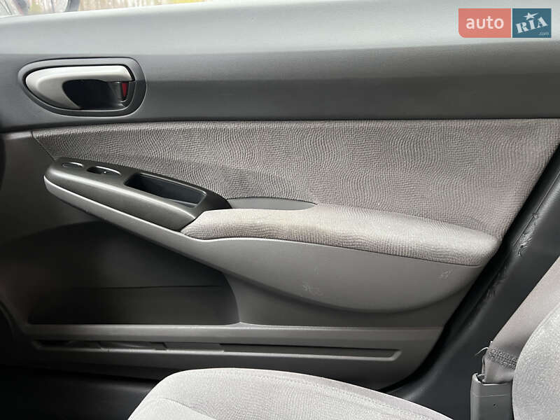 Седан Honda Civic 2007 в Киеве фото 36 Седан Honda Civic 2007 в Киеве