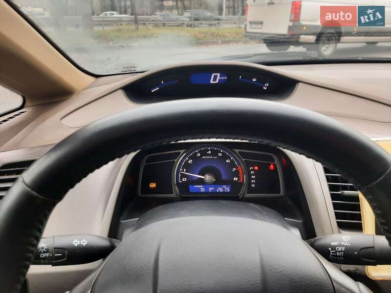 Седан Honda Civic 2008 в Киеве