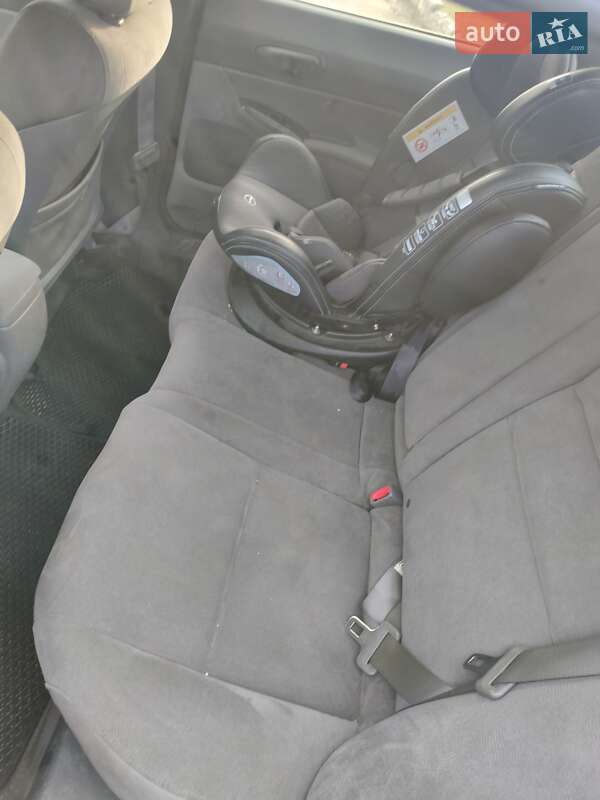 Седан Honda Civic 2007 в Харькове