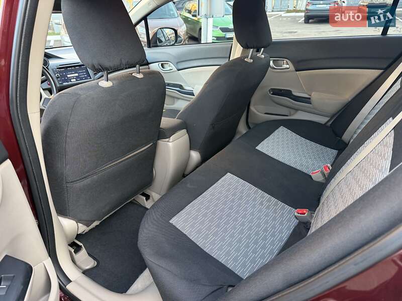 Седан Honda Civic 2013 в Киеве фото 22 Седан Honda Civic 2013 в Киеве