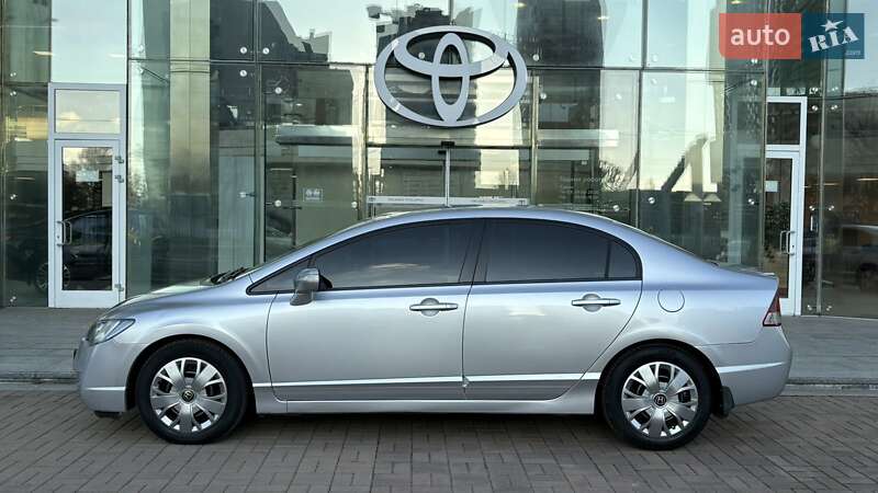 Седан Honda Civic 2008 в Киеве