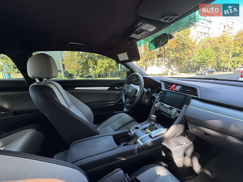 Купе Honda Civic 2016 в Софіївській Борщагівці