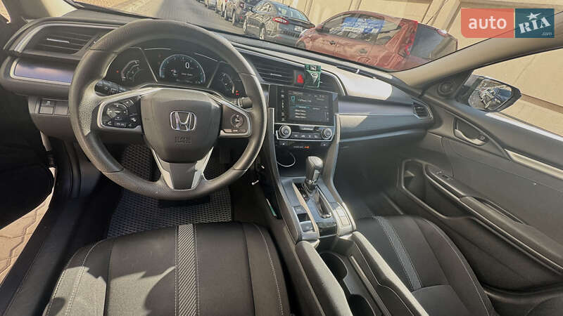 Седан Honda Civic 2017 в Одессе
