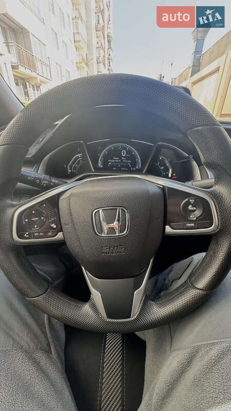 Седан Honda Civic 2017 в Одессе