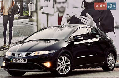 Хэтчбек Honda Civic 2008 в Одессе