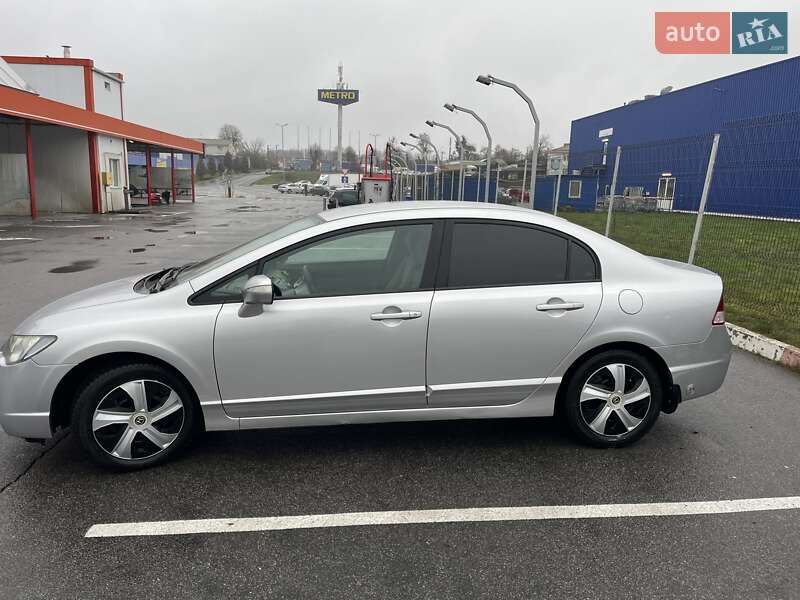 Седан Honda Civic 2008 в Виннице