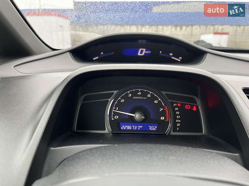 Седан Honda Civic 2008 в Виннице