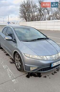 Хэтчбек Honda Civic 2006 в Кременчуге