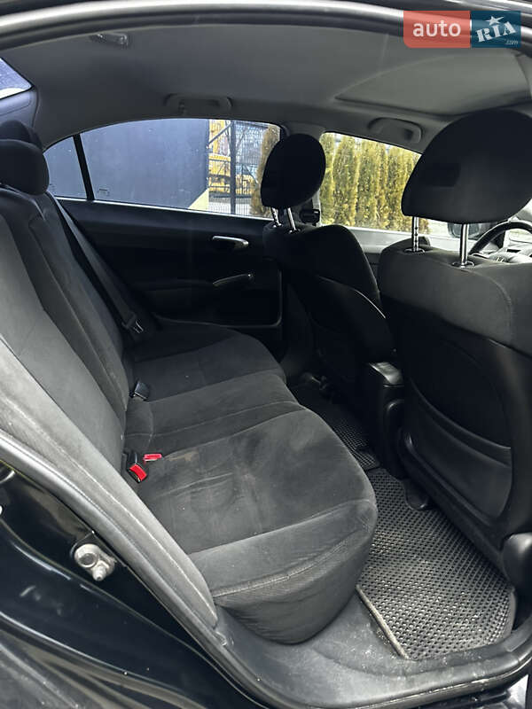 Седан Honda Civic 2008 в Львове