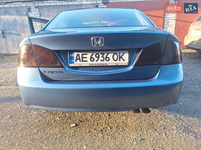Седан Honda Civic 2007 в Кривом Роге