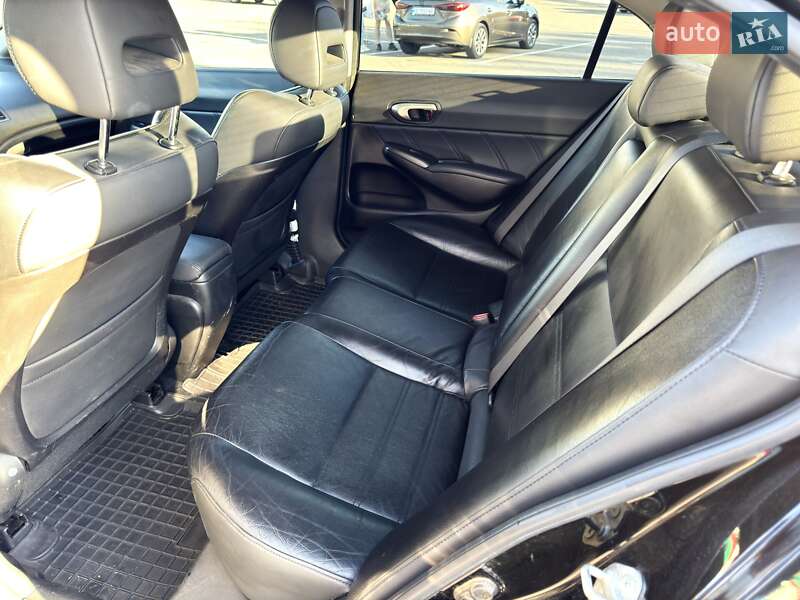 Седан Honda Civic 2010 в Днепре