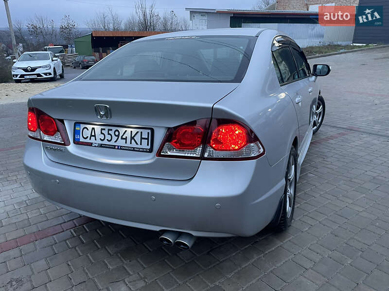 Седан Honda Civic 2011 в Звенигородке