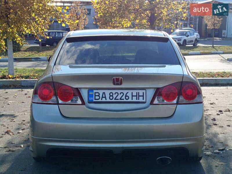 Седан Honda Civic 2006 в Буче