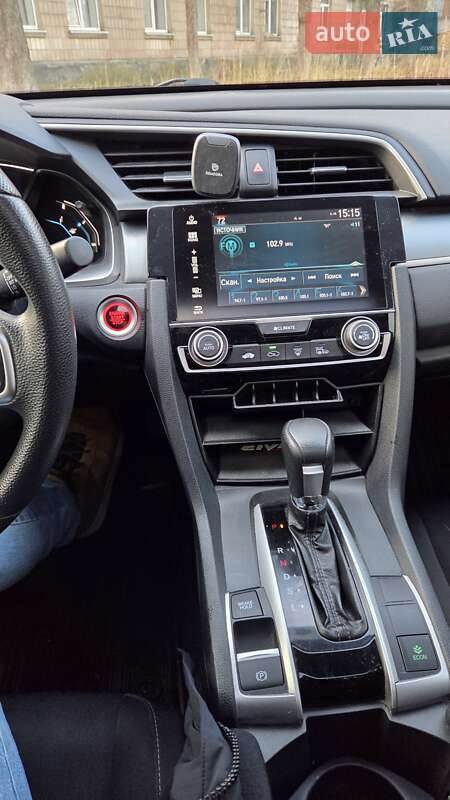Седан Honda Civic 2017 в Чернігові