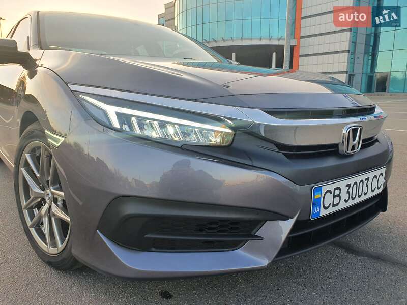 Седан Honda Civic 2017 в Чернігові