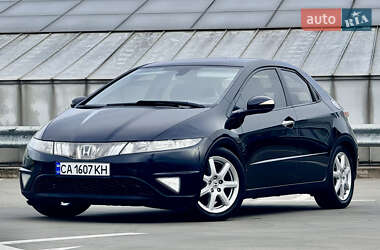 Хэтчбек Honda Civic 2008 в Киеве