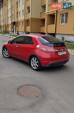 Хэтчбек Honda Civic 2008 в Белогородке