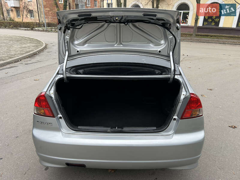 Седан Honda Civic 2003 в Днепре