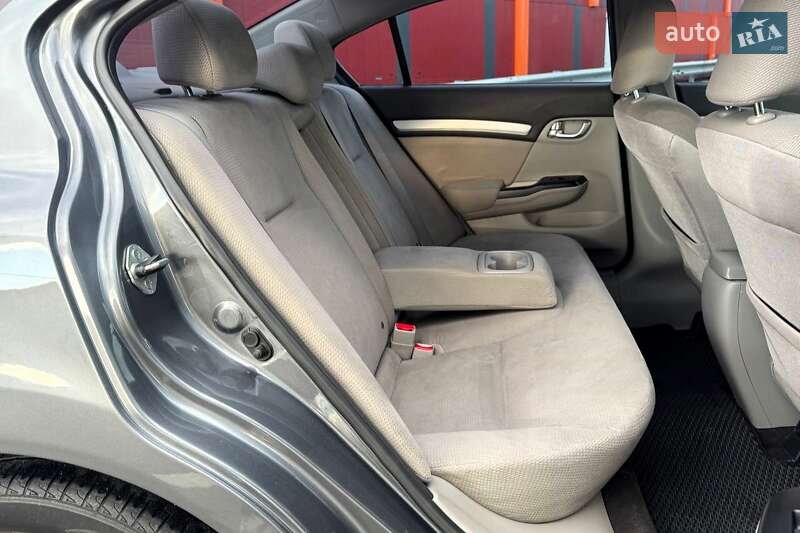 Седан Honda Civic 2012 в Києві