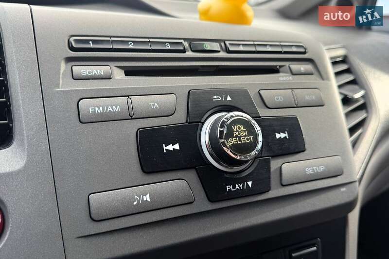 Седан Honda Civic 2012 в Києві