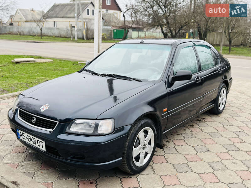 Хэтчбек Honda Civic 1996 в Новомосковске
