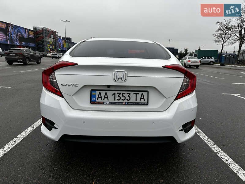 Седан Honda Civic 2017 в Киеве