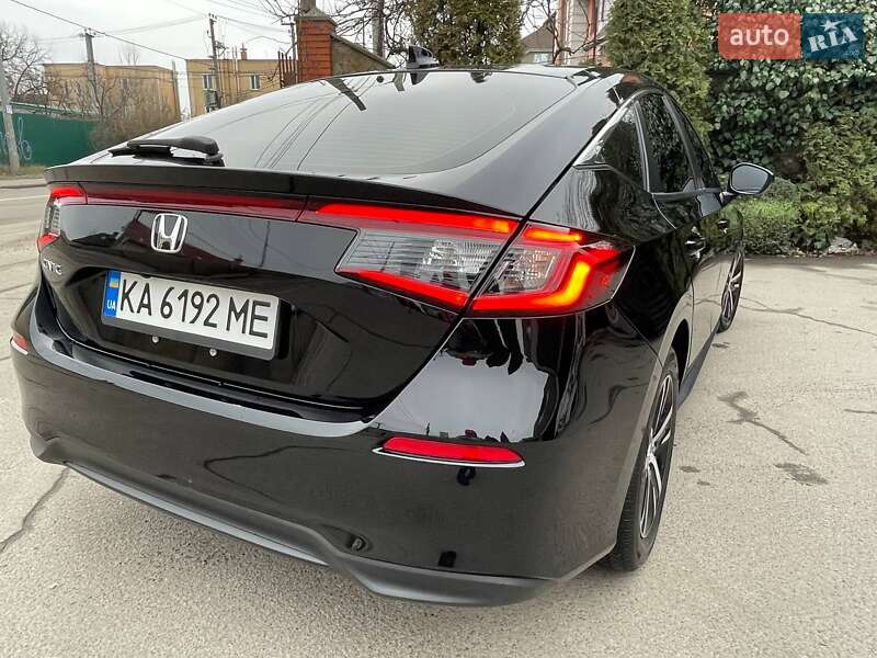 Хэтчбек Honda Civic 2022 в Киеве