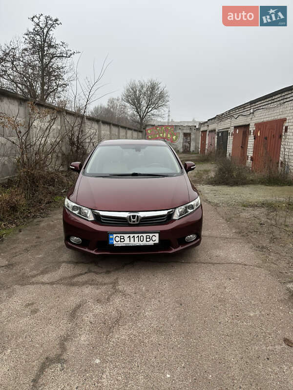Седан Honda Civic 2012 в Чернігові