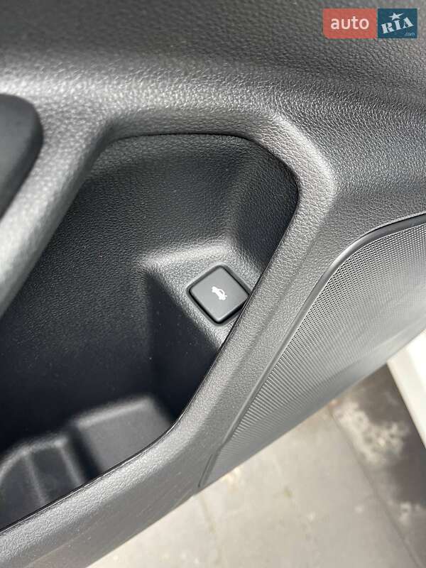 Седан Honda Civic 2018 в Львові фото 14 Седан Honda Civic 2018 в Львові