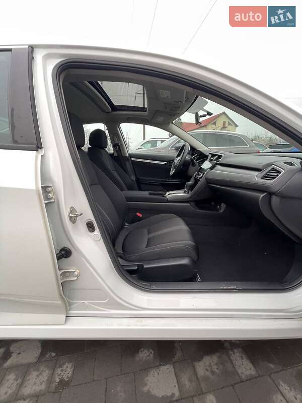 Седан Honda Civic 2018 в Львові фото 28 Седан Honda Civic 2018 в Львові